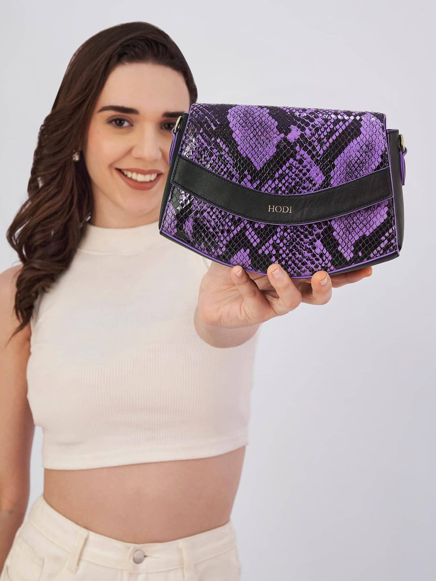 Hodi Women's Snake Print Sling Bag | Foil Leather Handbag | Faux Suede Lining — photo 5
