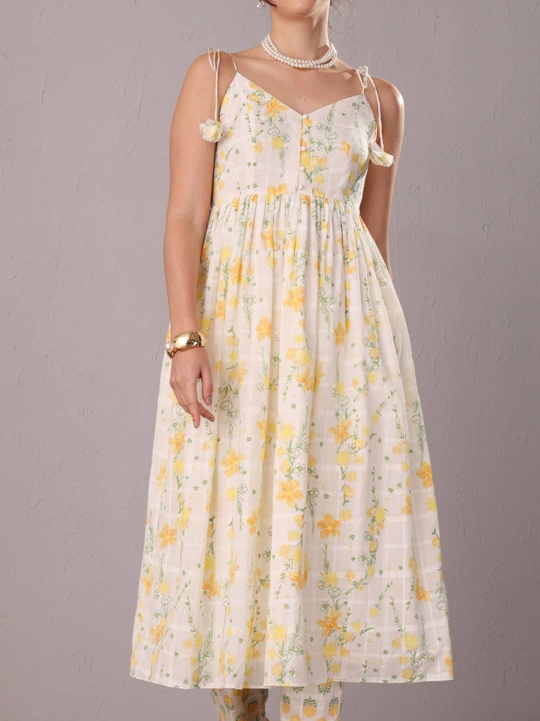 SILCHIC Floral Printed Shoulder Straps Anarkali Kurta With Trousers — photo 2