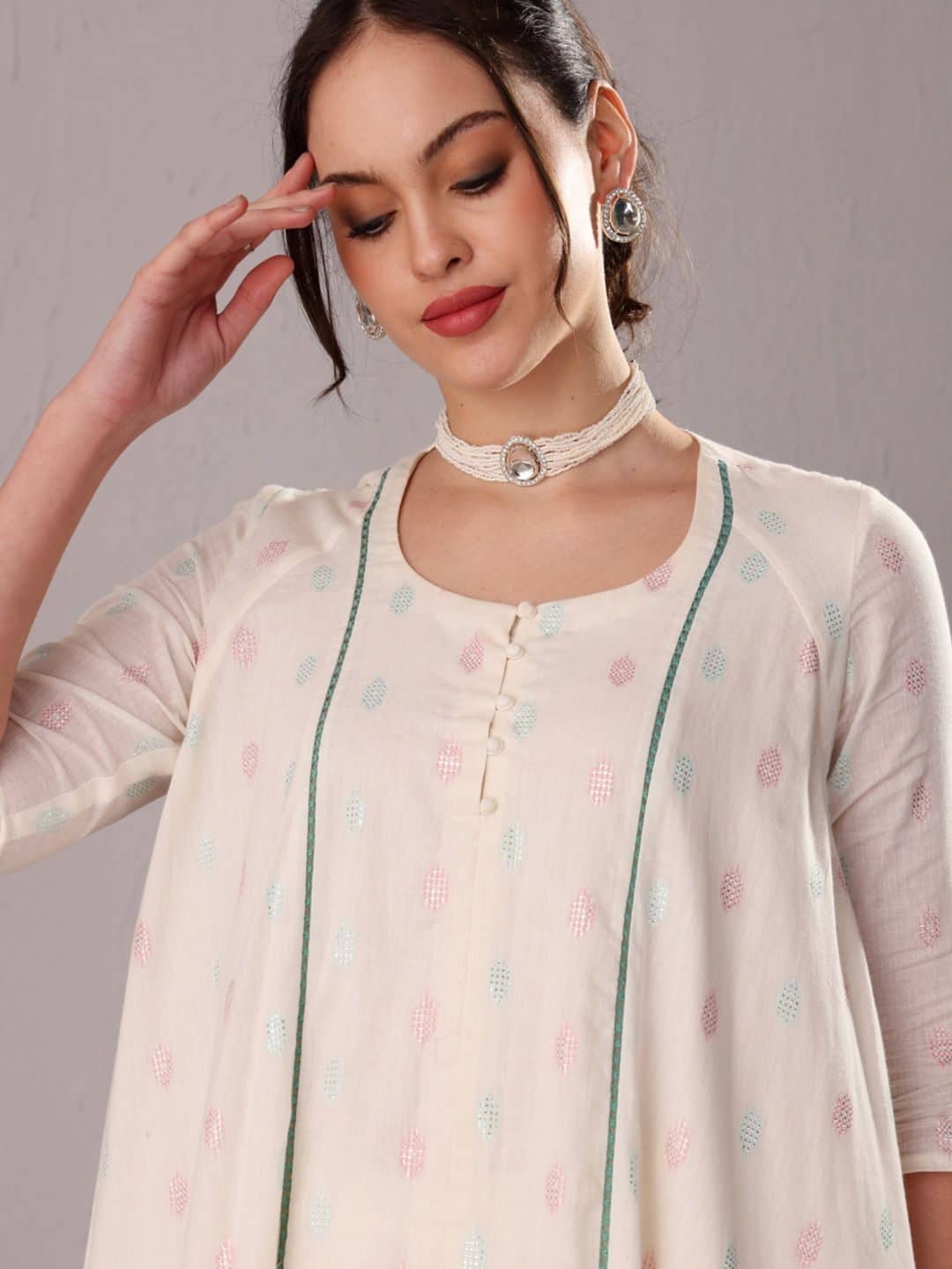 SILCHIC Women Floral Regular Kurta with Trousers — photo 2