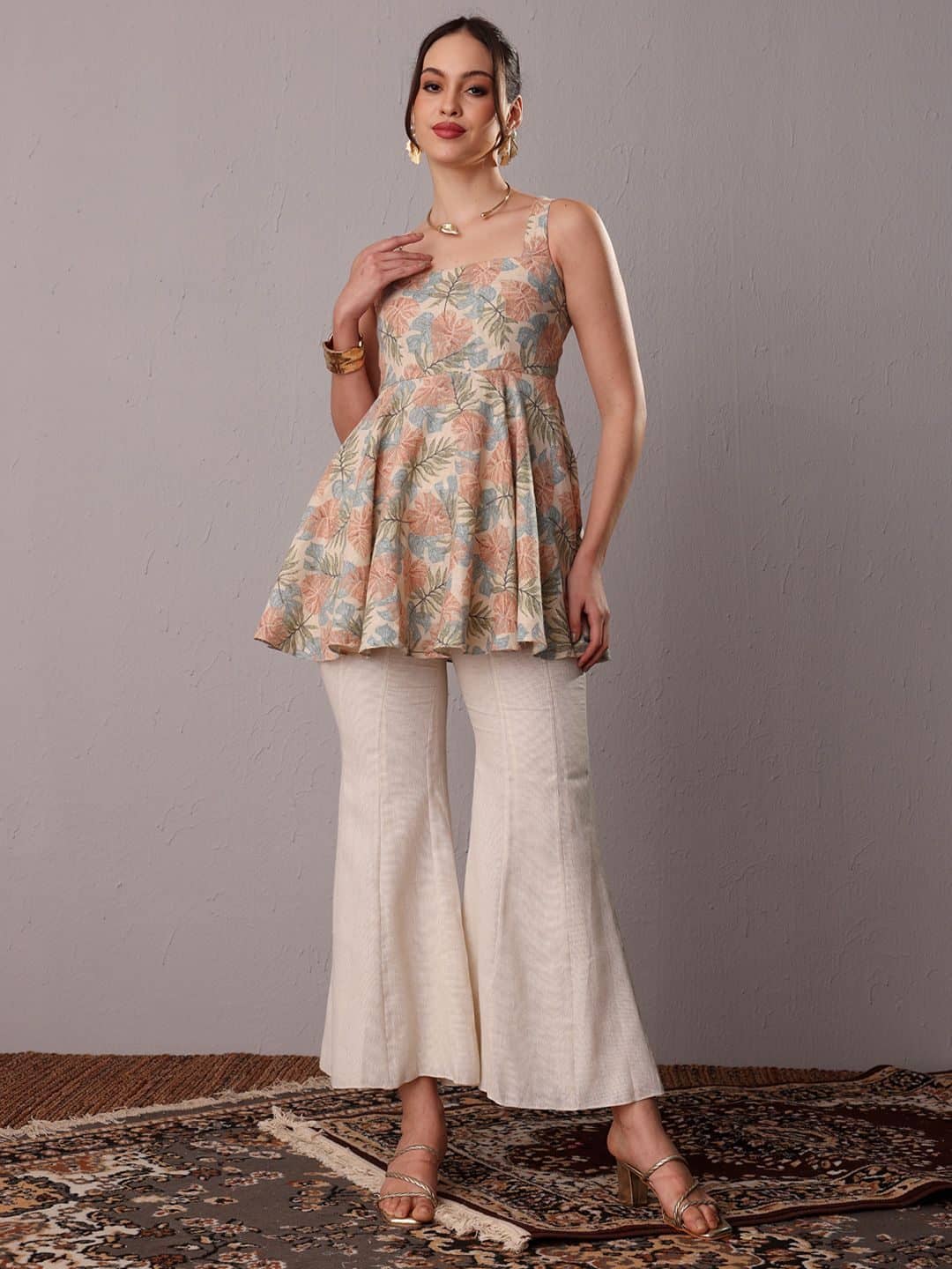 SILCHIC Floral Printed Sleeveless Peplum Top With Flared Trousers Co-Ords — photo 4