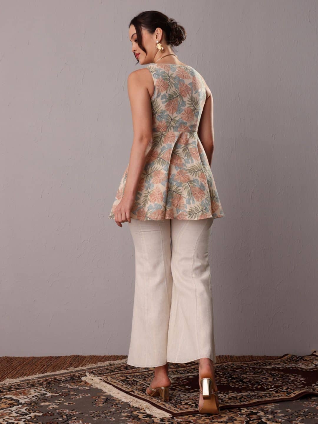 SILCHIC Floral Printed Sleeveless Peplum Top With Flared Trousers Co-Ords — photo 5