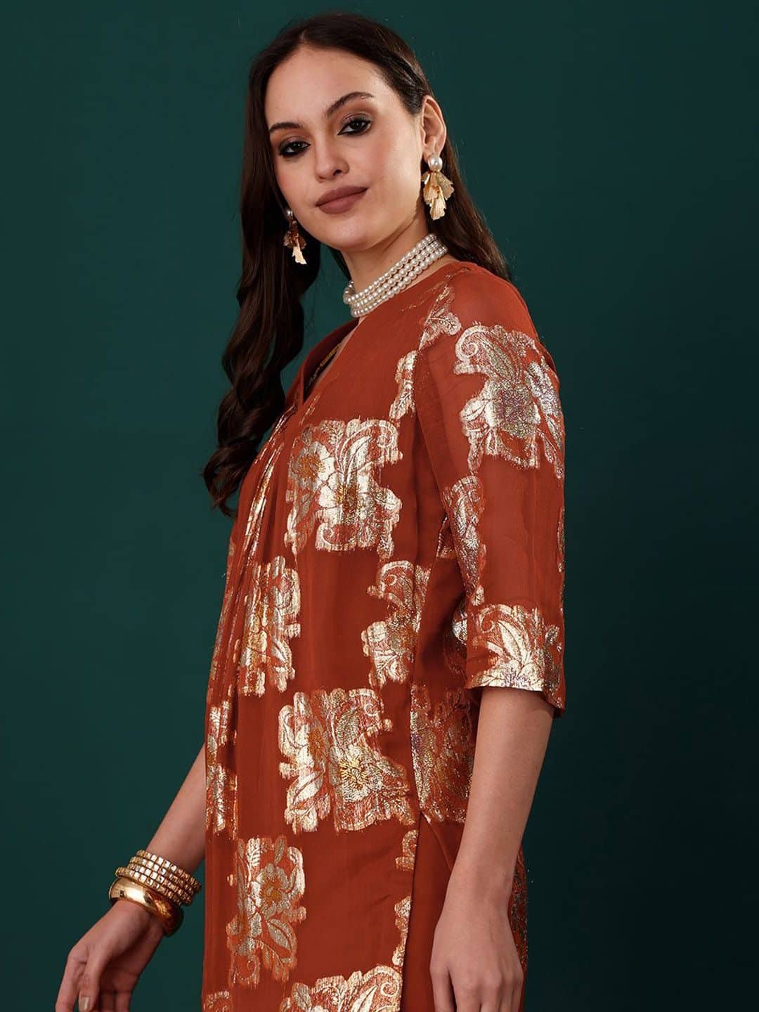SILCHIC Floral Jacquard Woven Design V-Neck Empire Georgette Straight Kurta With Trouser — photo 6