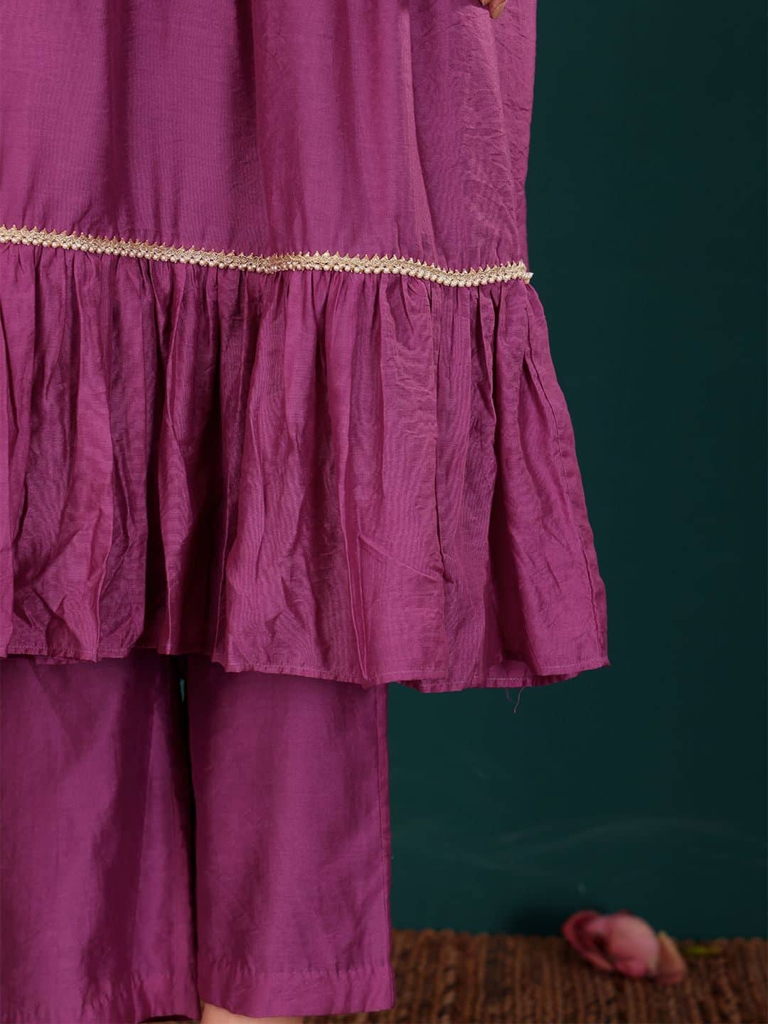 SILCHIC Women Solid Regular Chanderi Silk Knee Length Kurta Trousers With Dupatta — photo 6