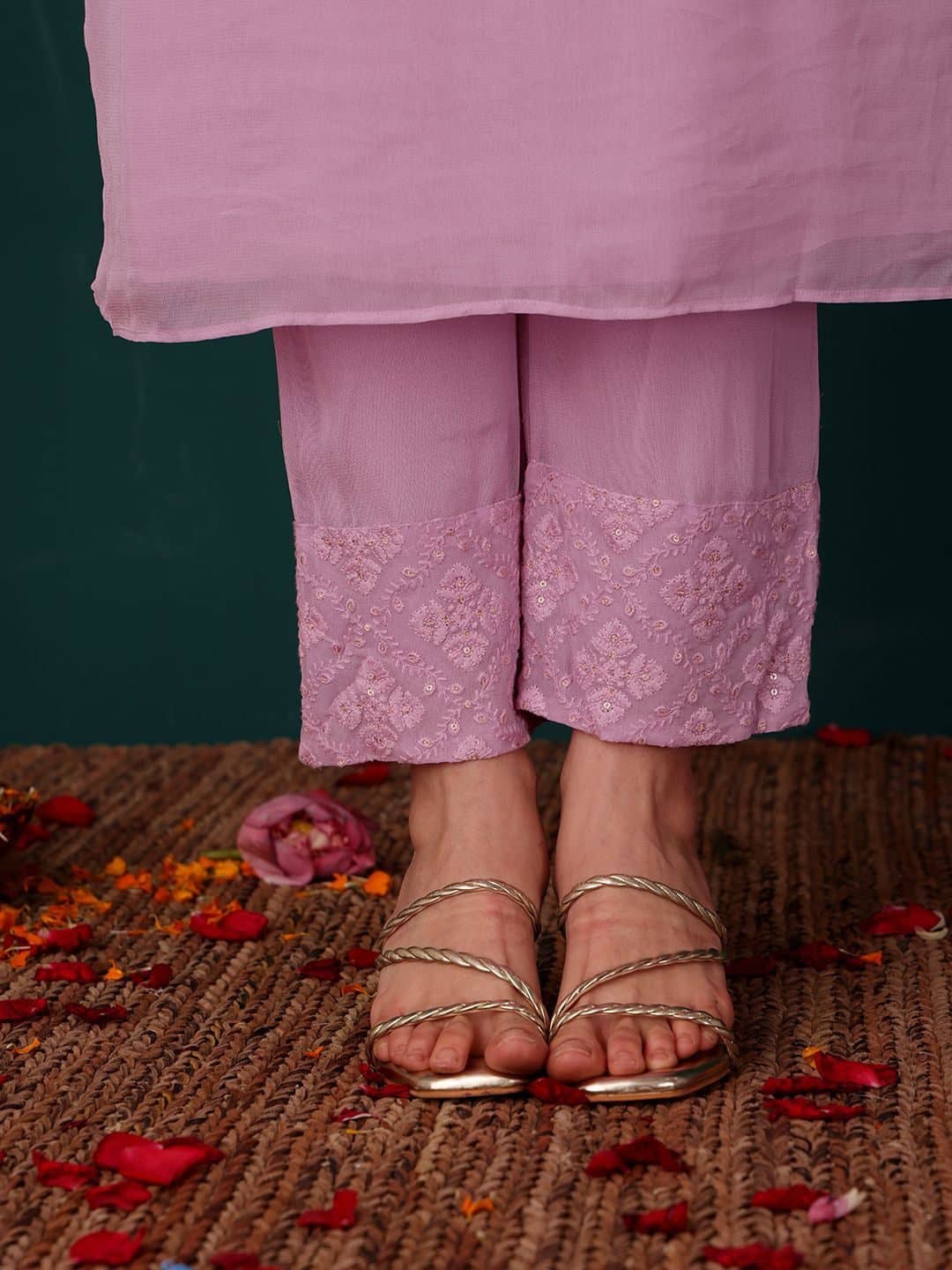 SILCHIC Women Floral Yoke Design Regular Kurta with Trousers — photo 6