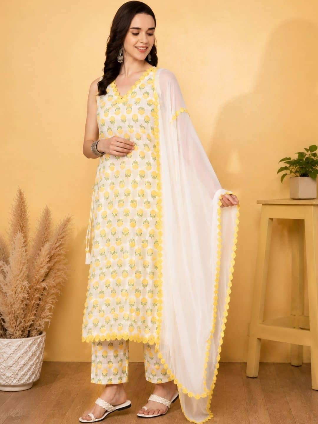 SILCHIC Women Ethnic Motifs Printed Regular Kurta with Trousers & With Dupatta — photo 2