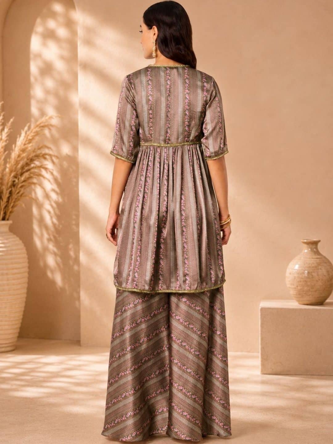 SILCHIC Women Floral Printed Embroidered Kurta with Palazzos — photo 3