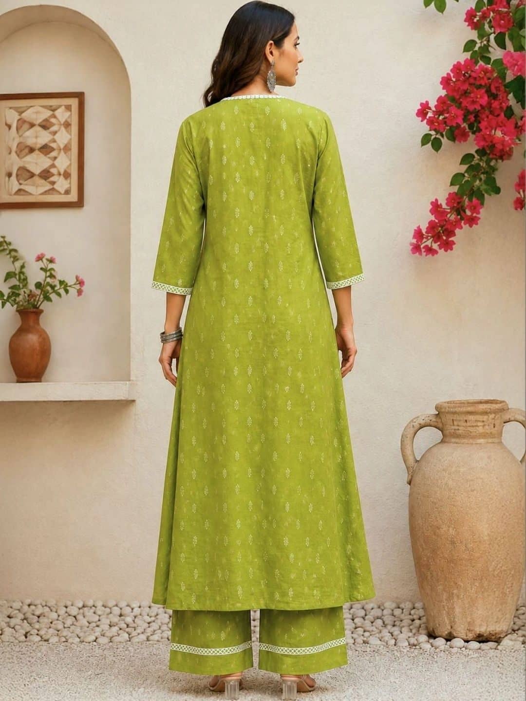 SILCHIC Women Ethnic Motifs Printed Regular Kurta with Palazzos — photo 2