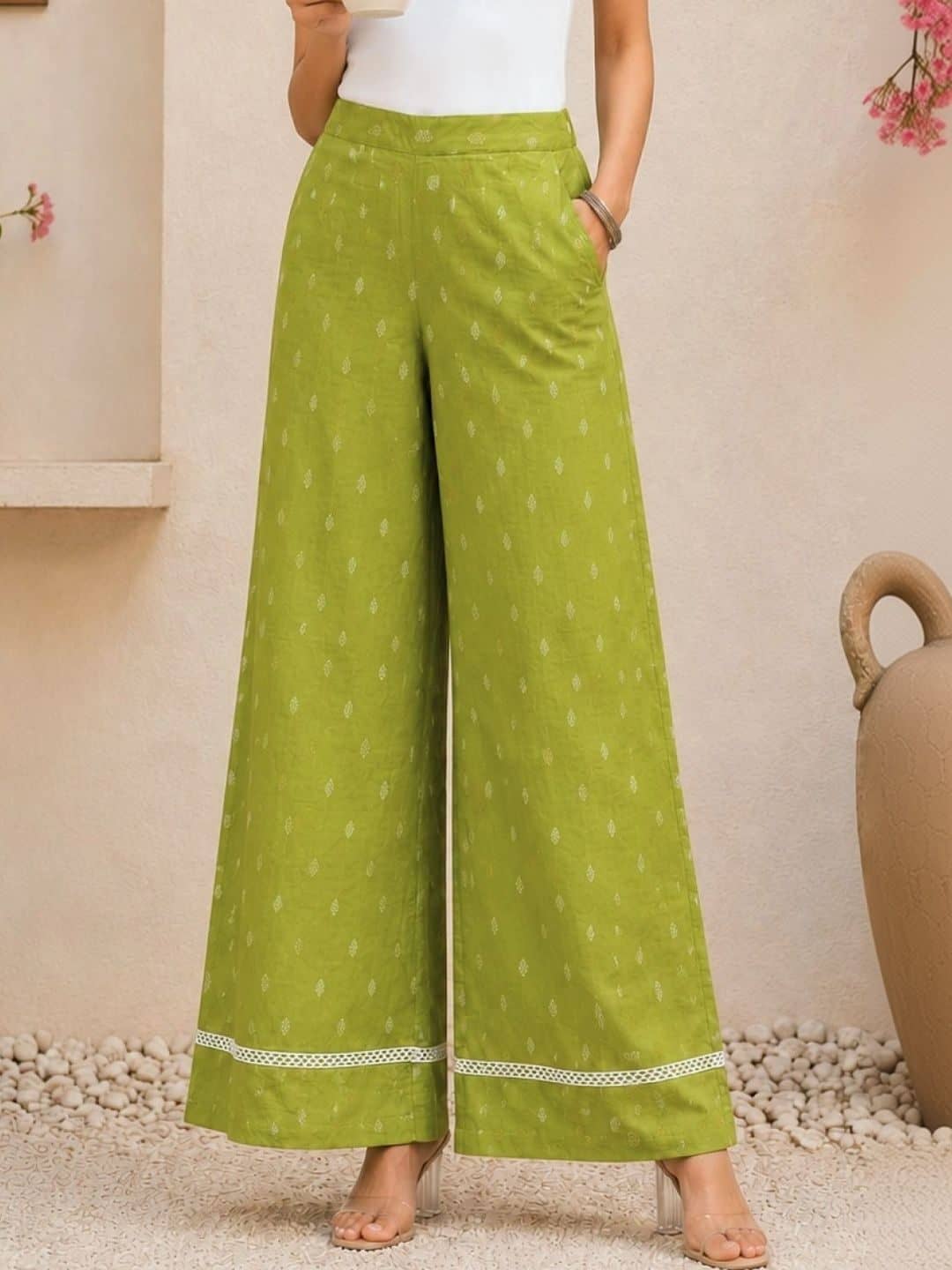 SILCHIC Women Ethnic Motifs Printed Regular Kurta with Palazzos — photo 4