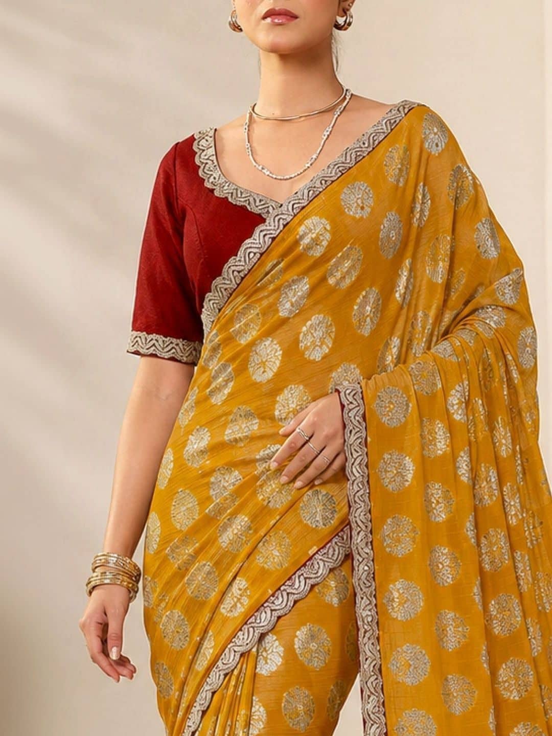SILCHIC Floral Zari Designer Saree — photo 4
