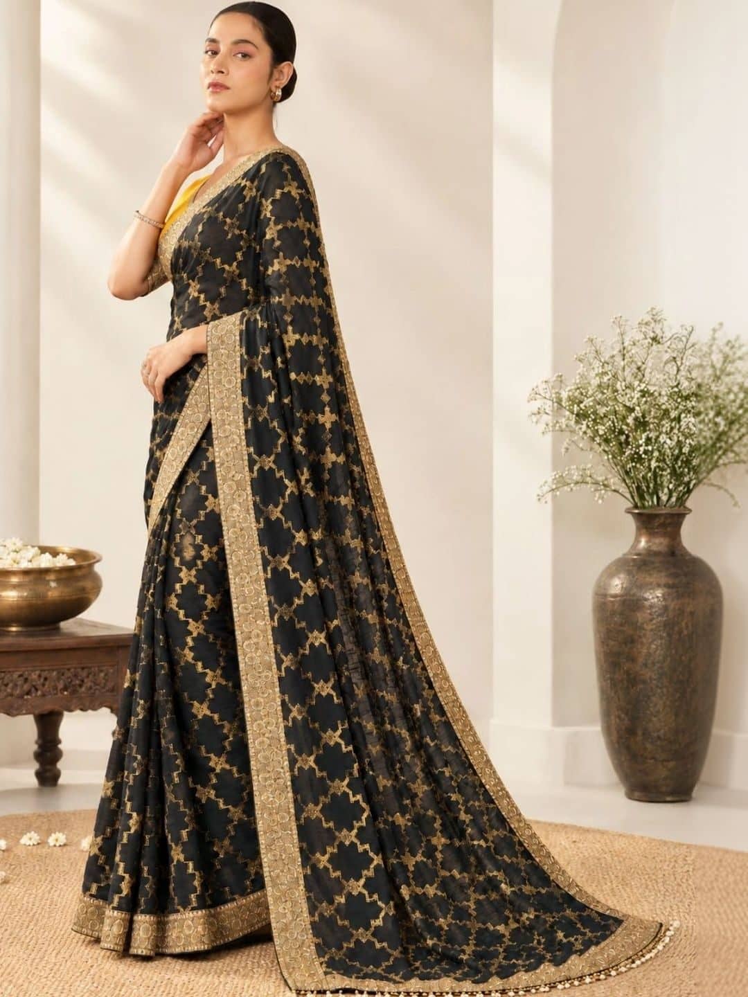 SILCHIC Floral Zari Designer Saree — photo 2